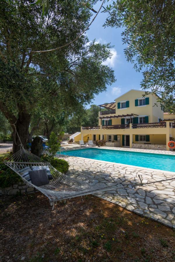 Villa Elaia Suites & Apartments No.3 Гайос Екстериор снимка