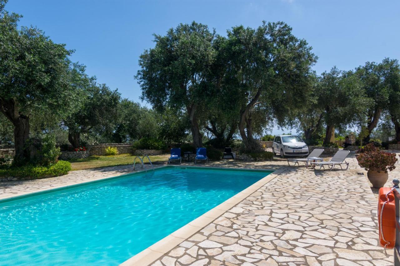 Villa Elaia Suites & Apartments No.3 Гайос Екстериор снимка