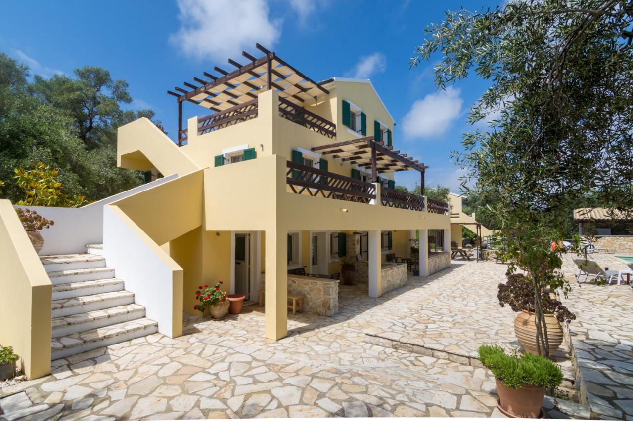 Villa Elaia Suites & Apartments No.3 Гайос Екстериор снимка