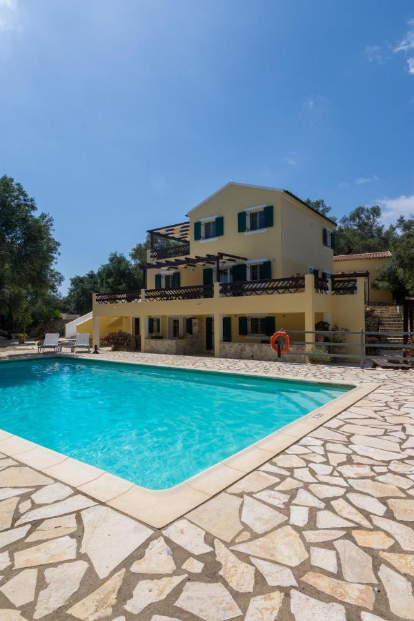 Villa Elaia Suites & Apartments No.3 Гайос Екстериор снимка