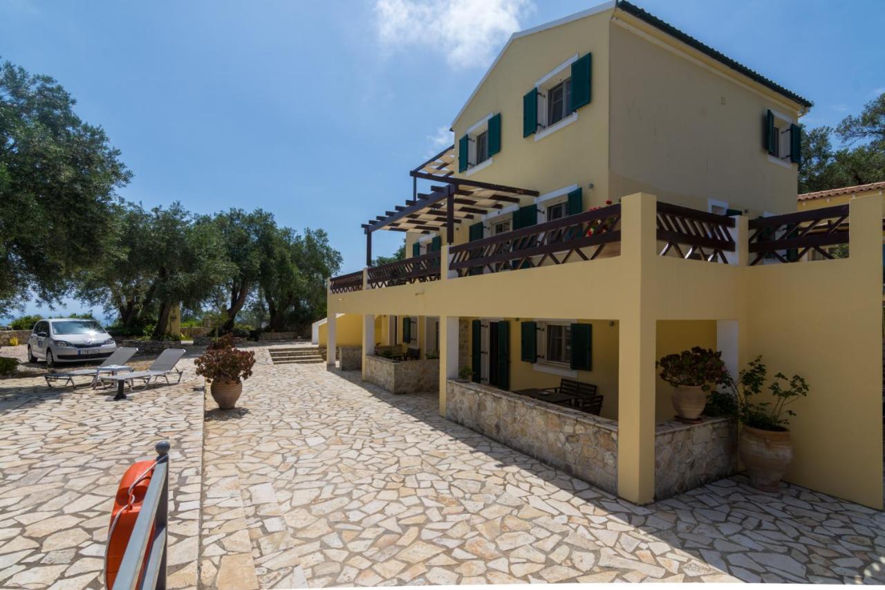 Villa Elaia Suites & Apartments No.3 Гайос Екстериор снимка