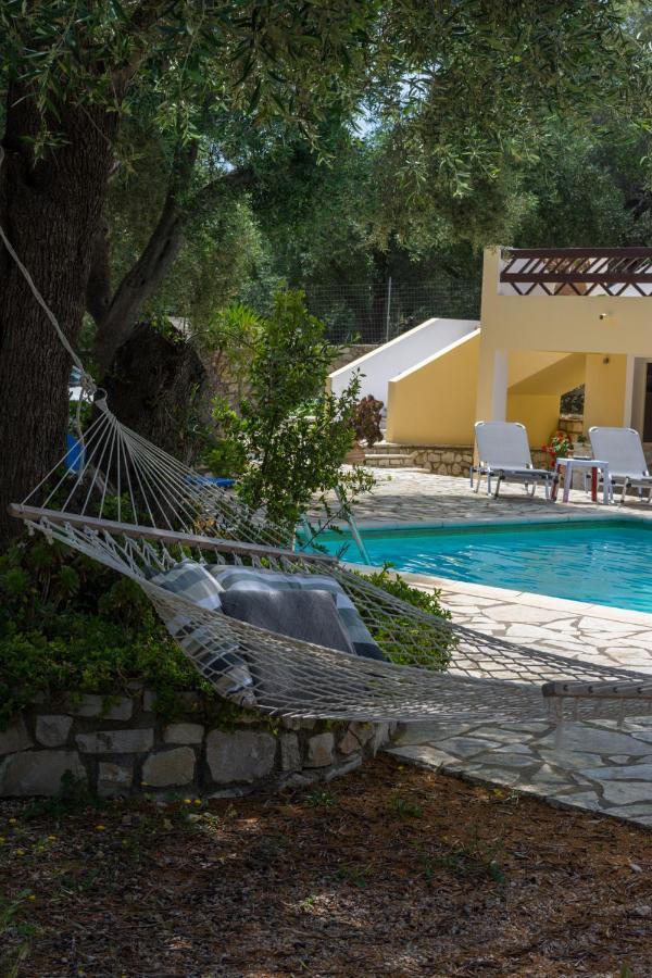 Villa Elaia Suites & Apartments No.3 Гайос Екстериор снимка