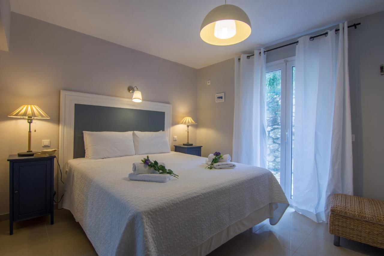 Villa Elaia Suites & Apartments No.3 Гайос Екстериор снимка