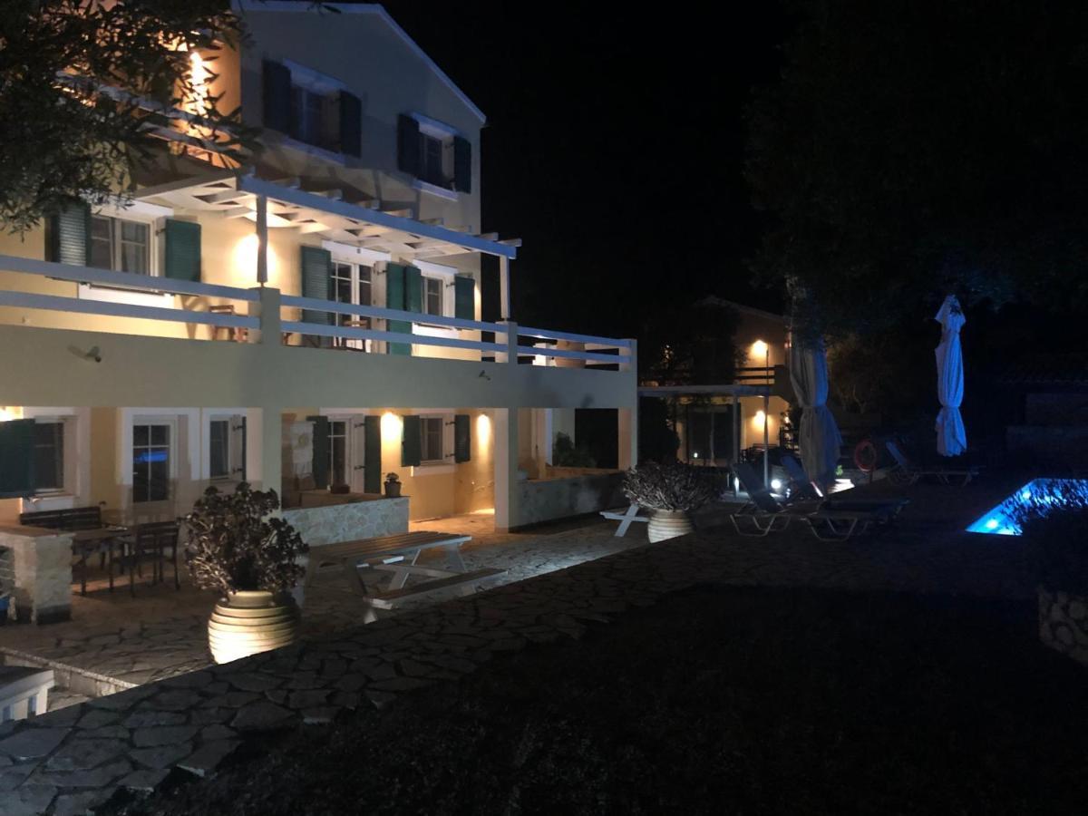 Villa Elaia Suites & Apartments No.3 Гайос Екстериор снимка